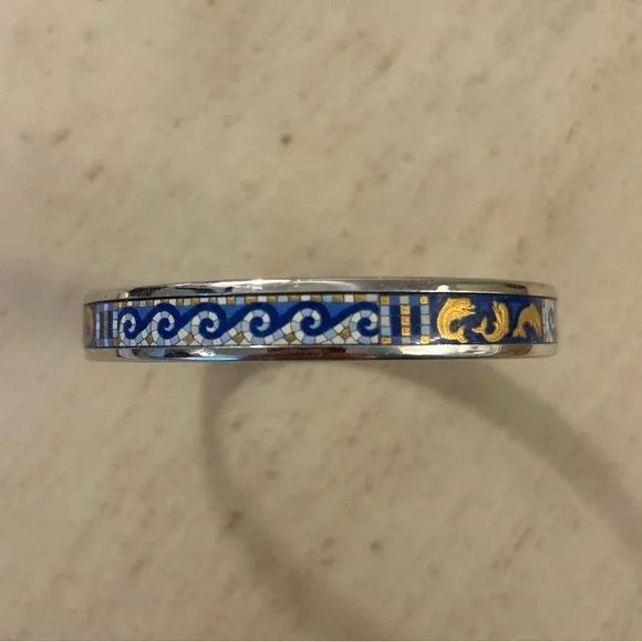 Stylish Blue and Gold Bracelet